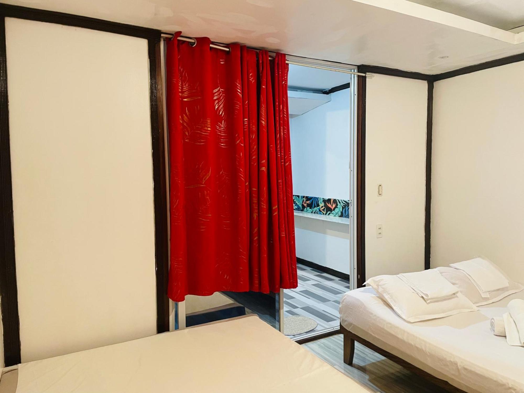 Precious Homestay -Suite Room Burgos  Екстер'єр фото